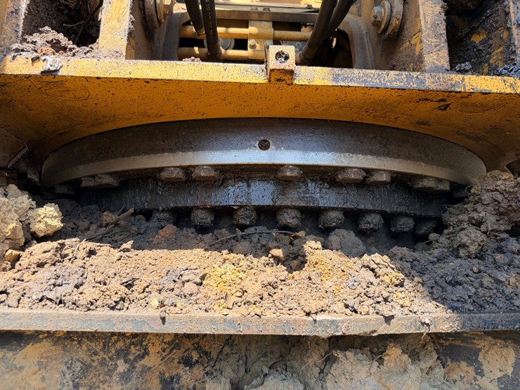 2010-caterpillar-328d-image-103