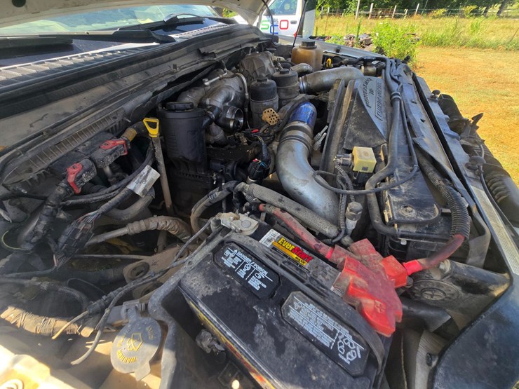 2010-ford-f350-image-18