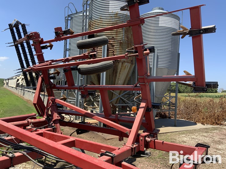 case-ih-4300-image-17