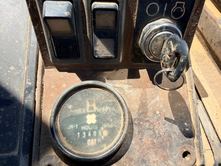 1994-caterpillar-953b-image-40