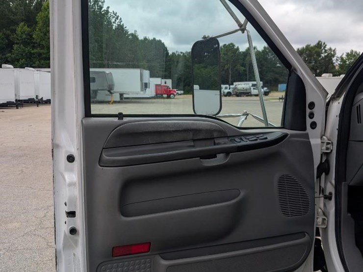 2006-ford-f650-image-7