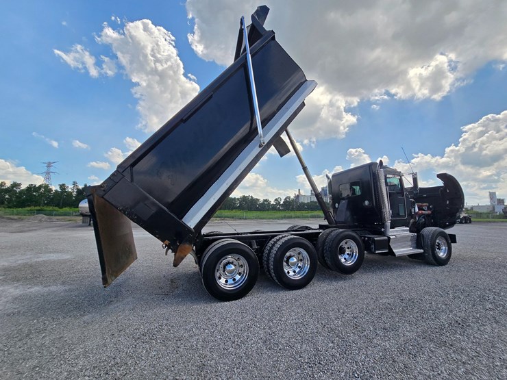 2015-kenworth-t800-image-81