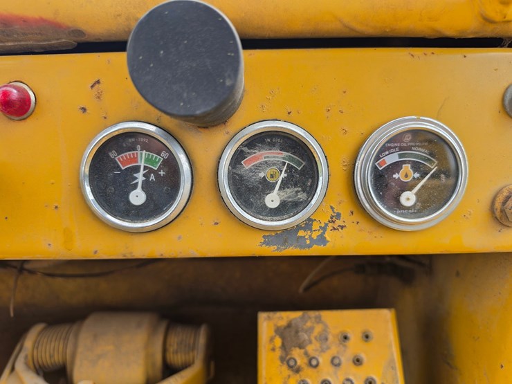 1983-caterpillar-973-image-75