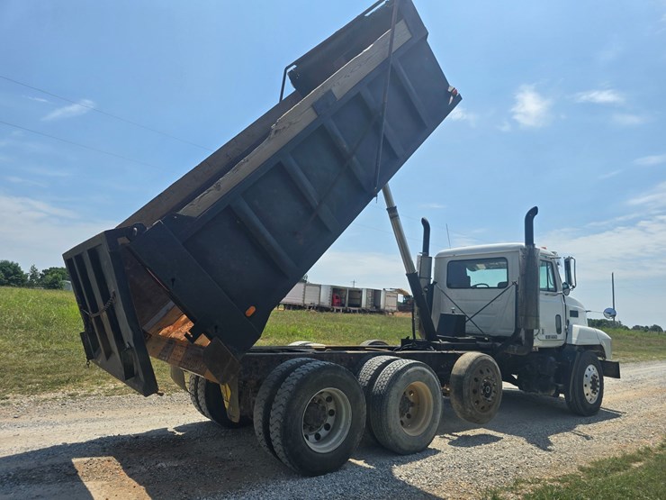 1994-mack-ch613-image-39