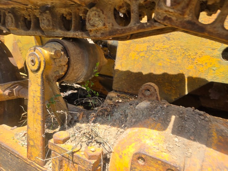 international-td6-image-25