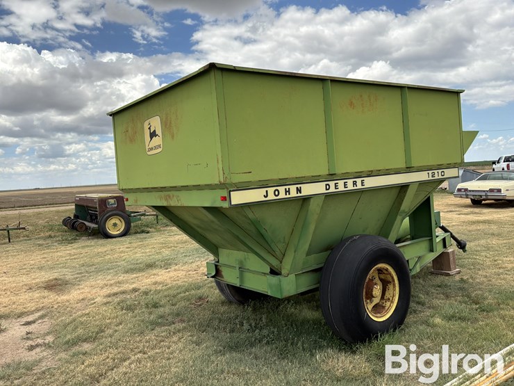john-deere-1210-image-5