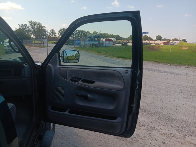 1994-dodge-ram-2500-image-37