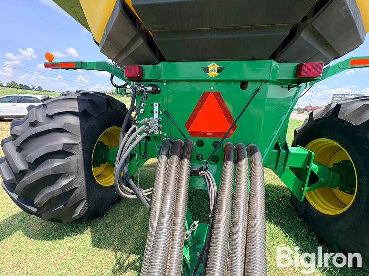 2014-john-deere-1890-image-17