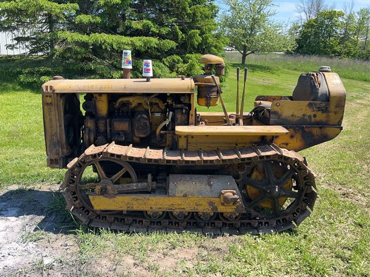 caterpillar-d2-image-6