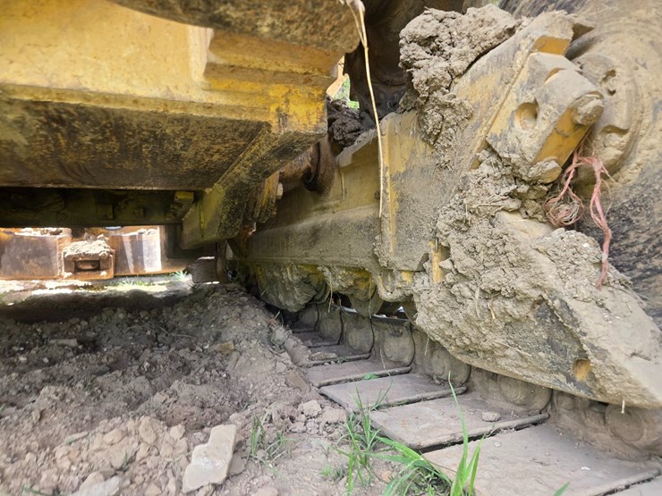 caterpillar-d6m-image-55