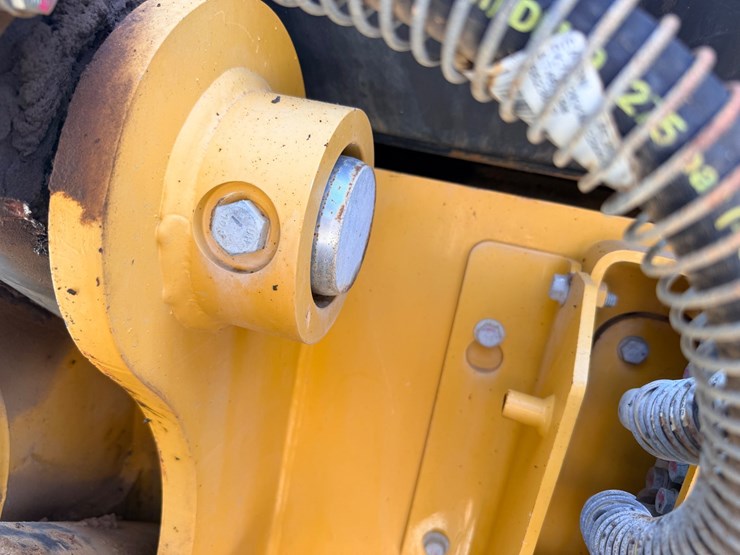 2017-deere-950k-image-120