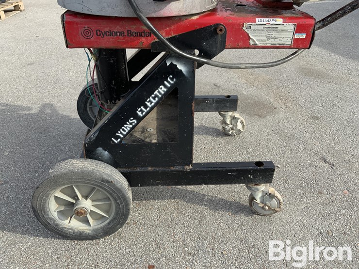 massey-ferguson-730-image-16