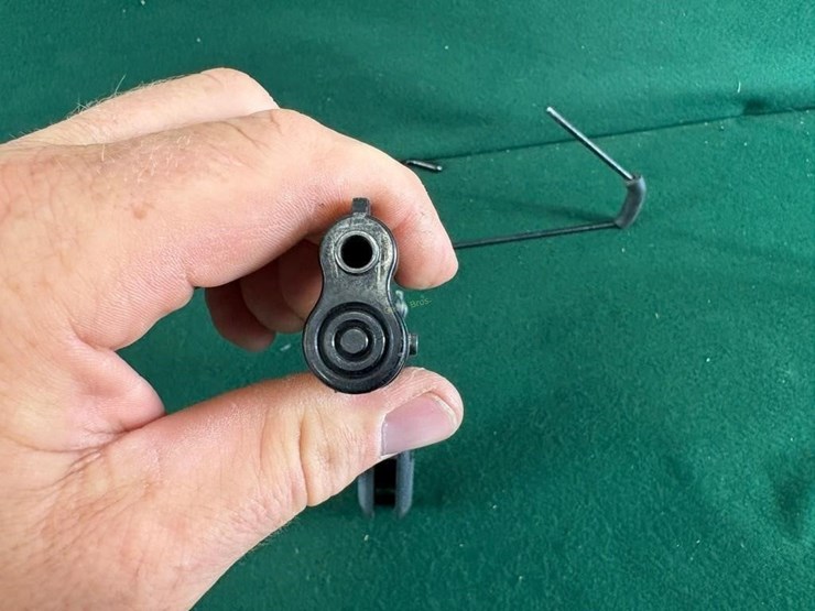 crosman-"130"-bb-gun-image-10