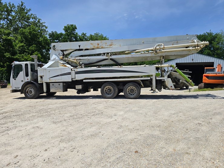 2008-american-lafrance-condor-image-11
