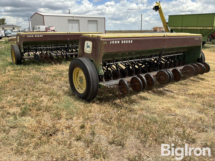 john-deere-8300-image-7