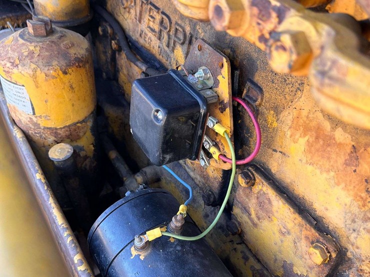caterpillar-d2-image-17