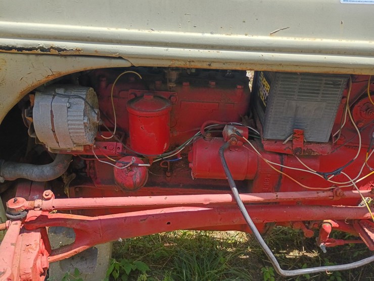 1951-ford-8n-image-9