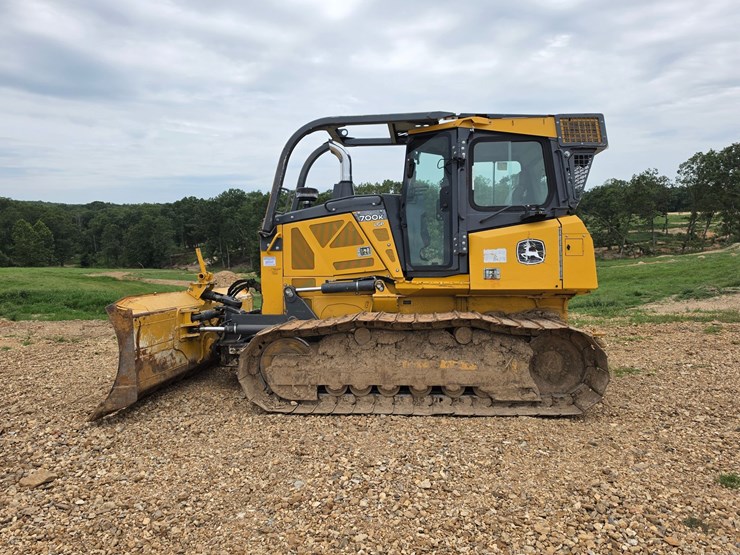 2015-deere-700k-image-3