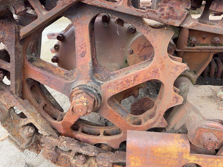 cletrac-crawler-image-19