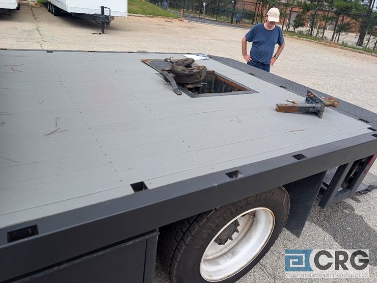 2012-freightliner-m2-stakebed-truck-image-16