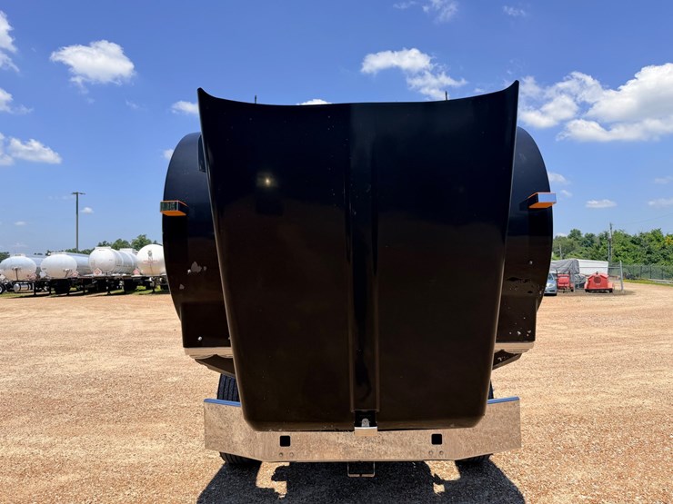 2010-kenworth-t800-image-44
