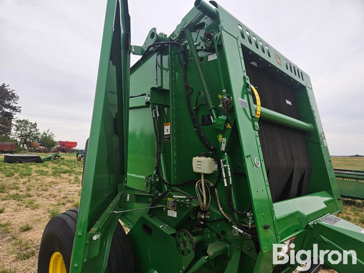 2019-john-deere-560m-image-20