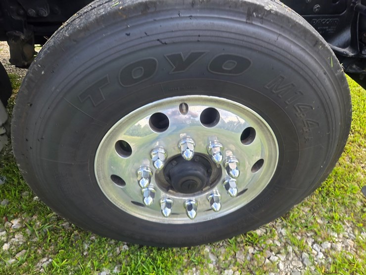 2019-kenworth-t880-image-106