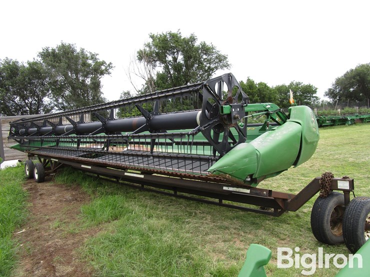 2013-john-deere-635d-image-1