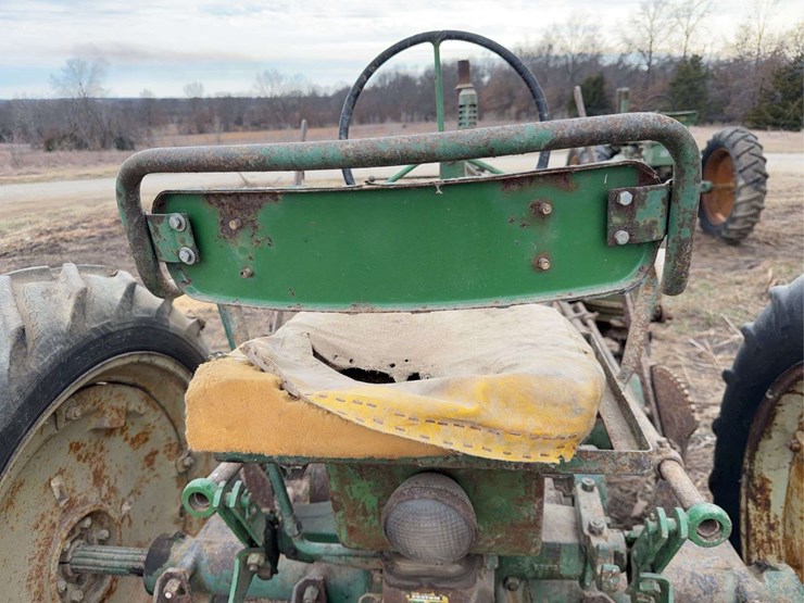 john-deere-b-image-47