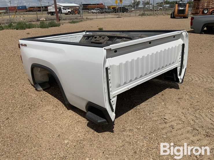 2024-chevrolet-2500-image-3
