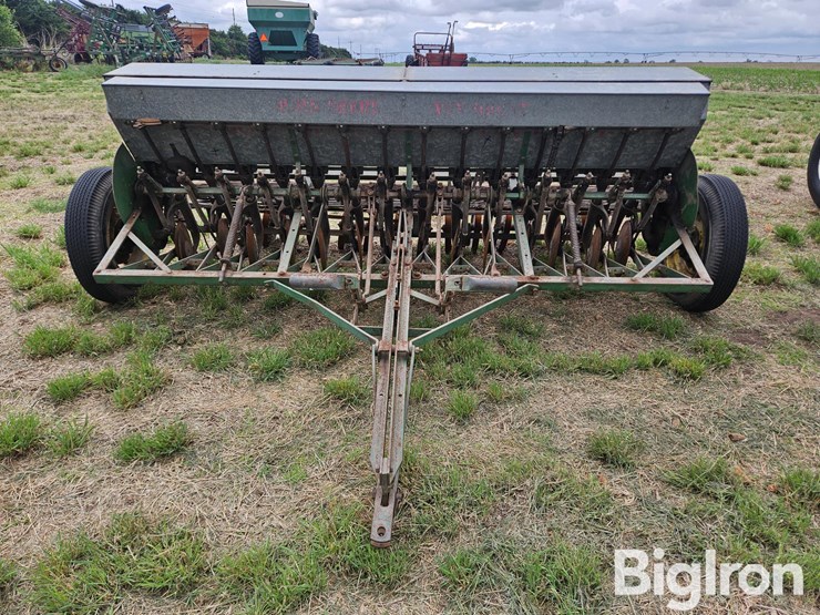 john-deere-14-image-2
