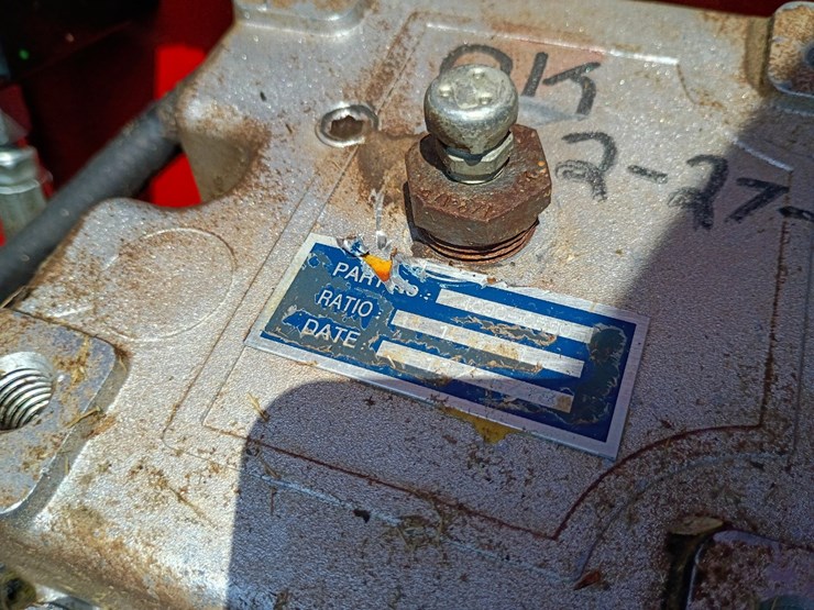 massey-ferguson-1745-image-17