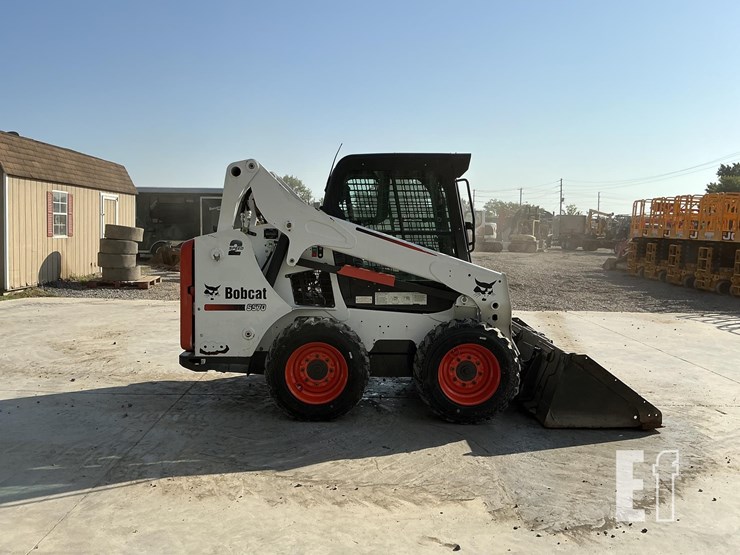 2013-bobcat-s570-image-5