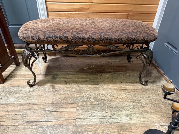 bench-image-2
