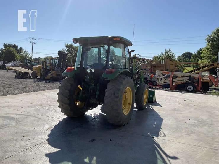 2014-john-deere-5100e-image-4