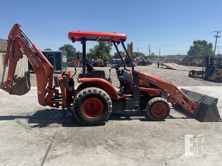 2014-kubota-l45-image-5