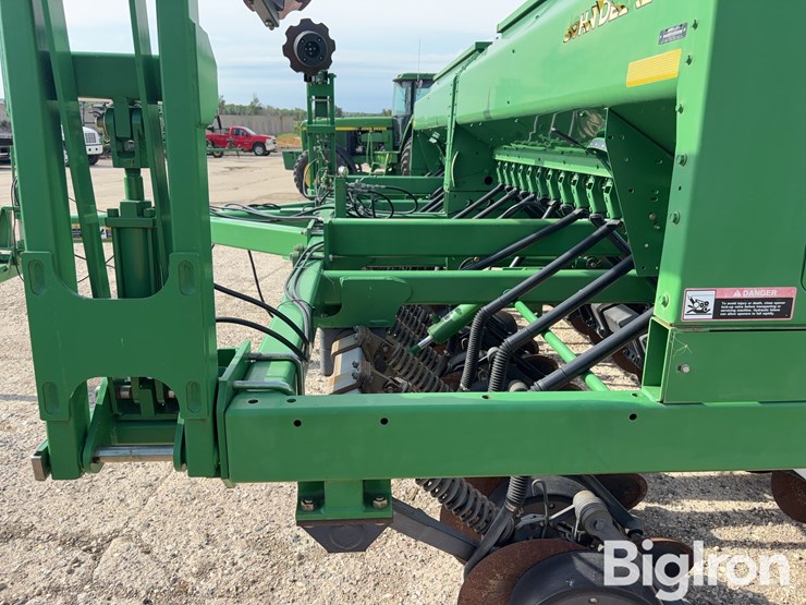 john-deere-1590-image-14
