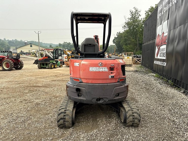 2016-kubota-u35-4-image-3