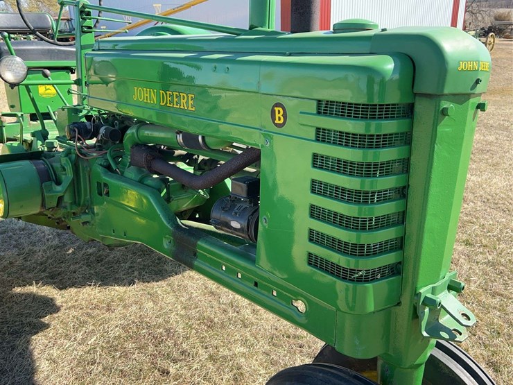 john-deere-model-b-image-10