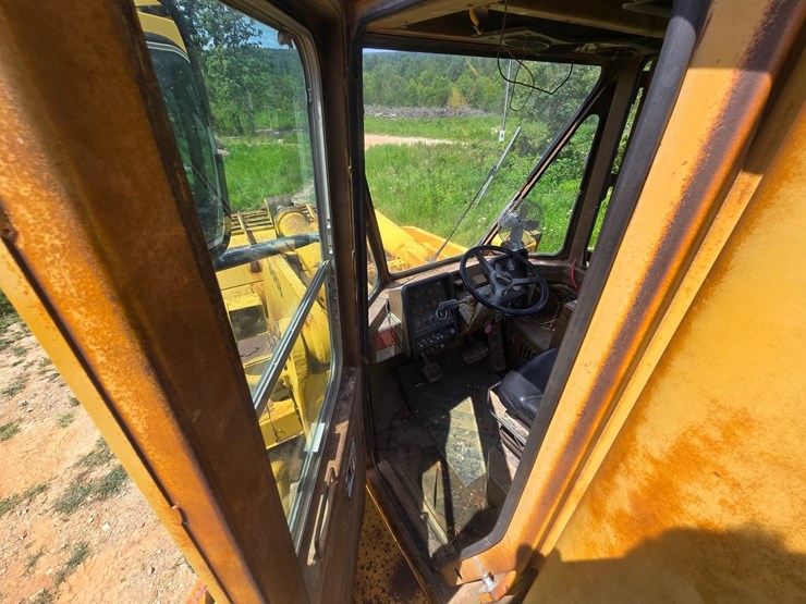 1980-caterpillar-988b-image-34