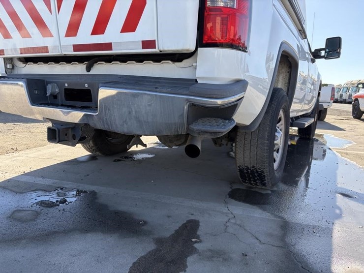 2015-gmc-sierra-3500hd-image-6