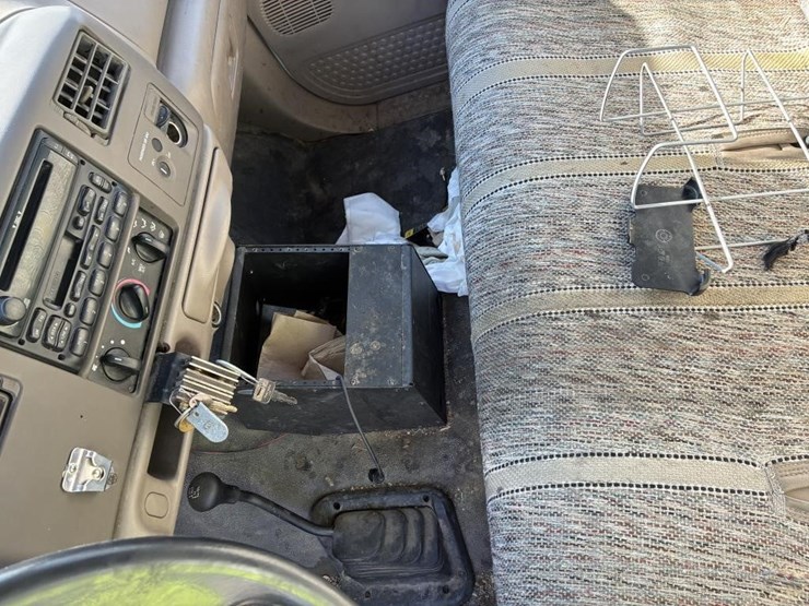 2003-ford-f450-image-36