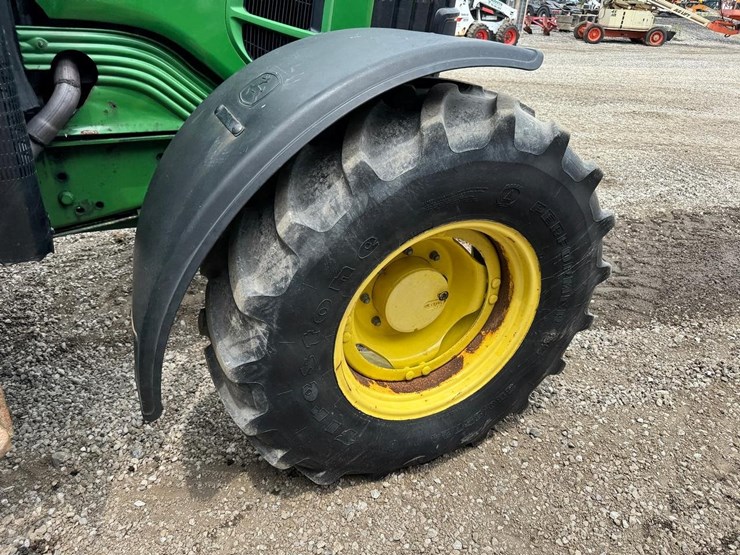 2010-john-deere-6430-image-19
