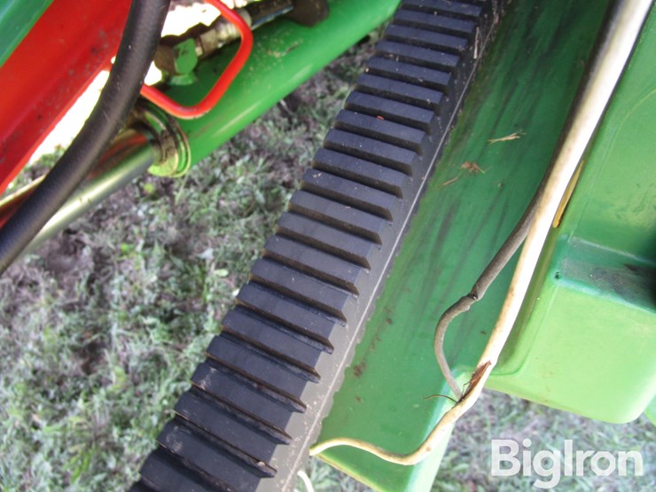 2015-john-deere-s670-image-11
