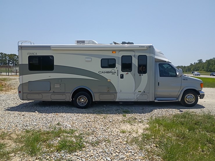 2005-ford-e450-image-11
