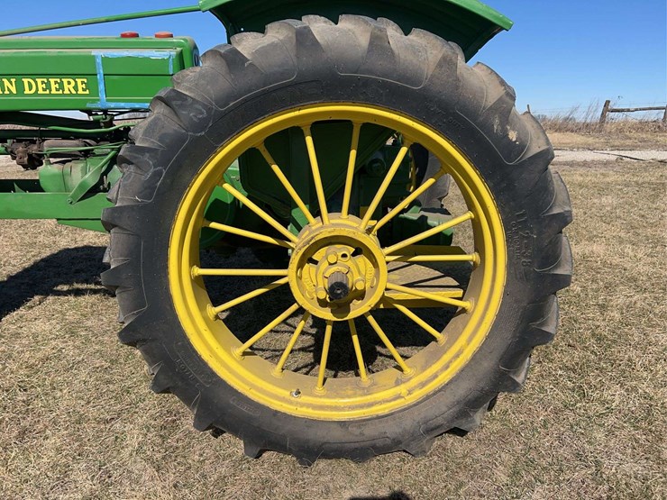john-deere-model-b-image-50
