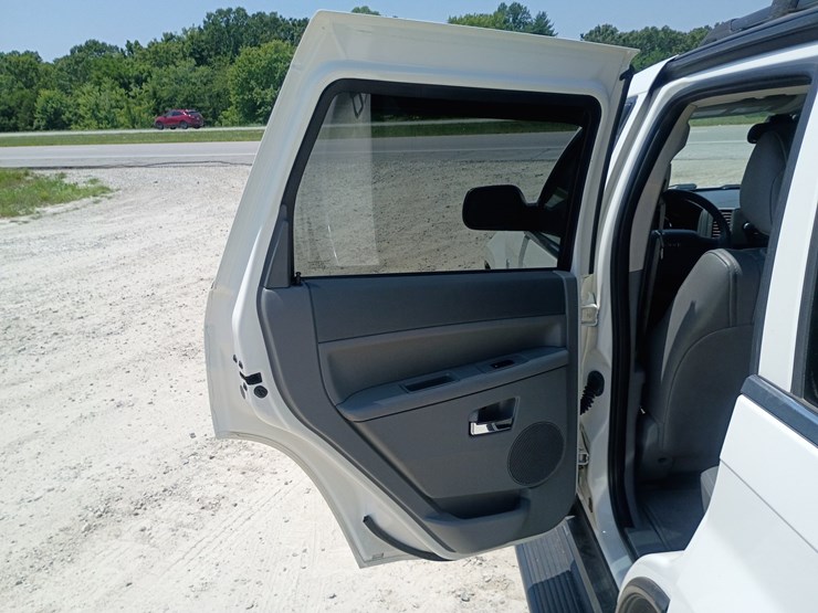 2007-jeep-grand-cherokee-image-58