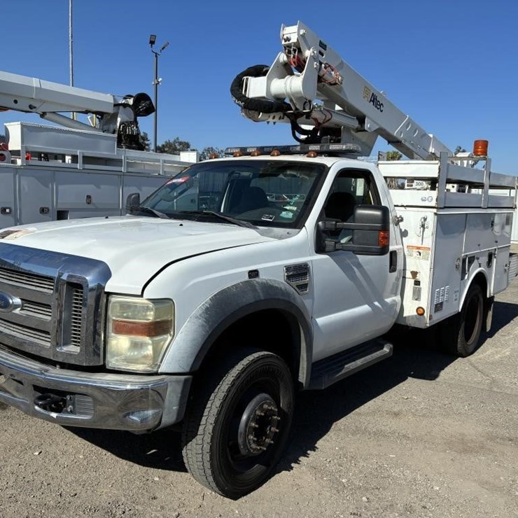 2008 FORD F550