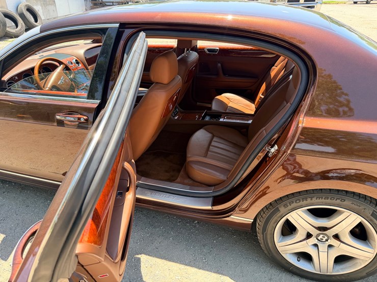 #24158-•-2007-bentley-continental-passenger-car-image-48