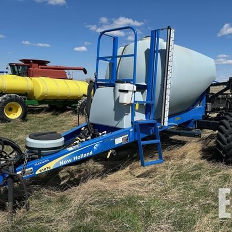 2009 NEW HOLLAND S1070